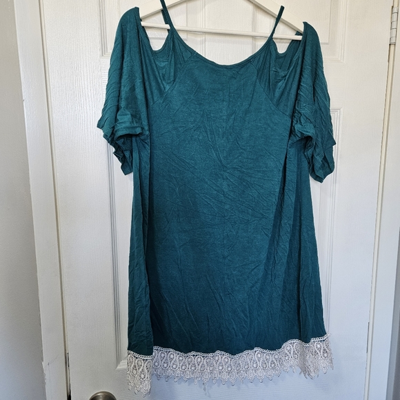 Jade Green off the shoulder shirt - Picture 5 of 5